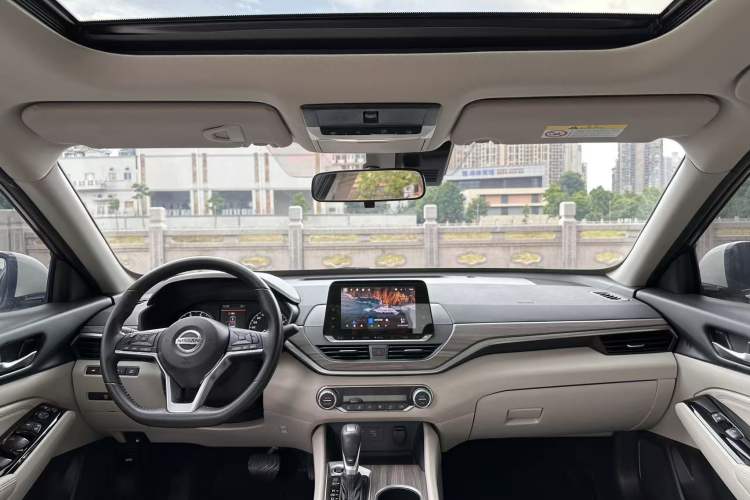 Used Nissan Teana 2021 2.0L XL Comfort Edition Headliner