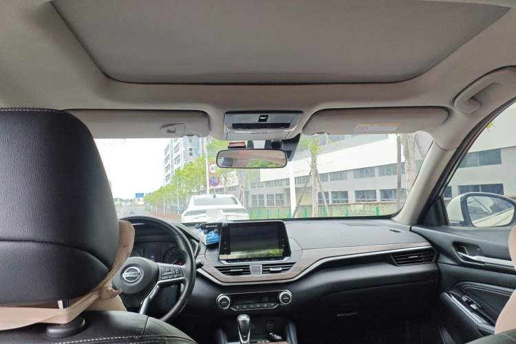 Used Nissan Teana 2021 2.0L XL Comfort Edition Headliner