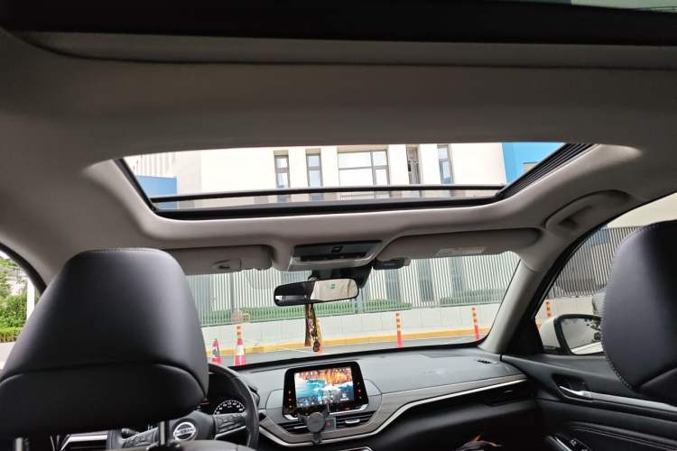 Used Nissan Teana 2021 2.0L XL Comfort Edition Headliner