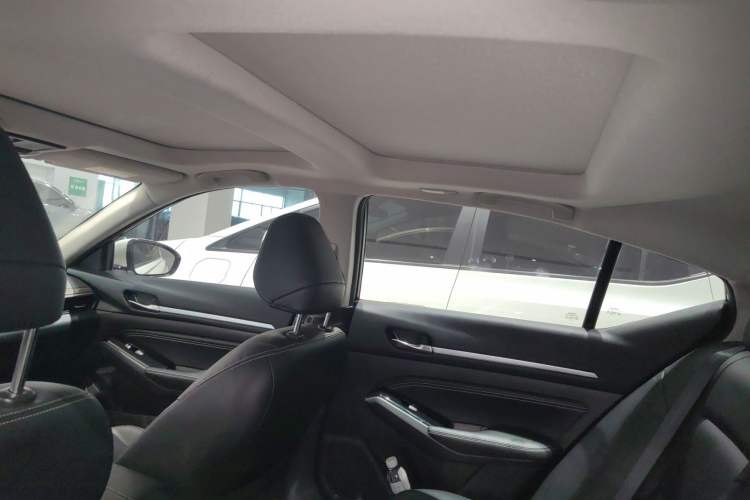 Used Nissan Teana 2021 2.0L XL Comfort Edition Headliner