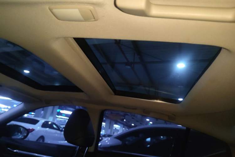 Used Nissan Teana 2021 2.0L XL Comfort Edition Headliner