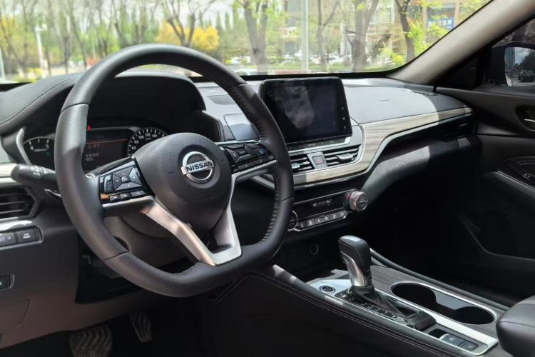Used Nissan Teana 2021 2.0L XL Upper AD1 Smart Drive & Navigation Edition Interior 1