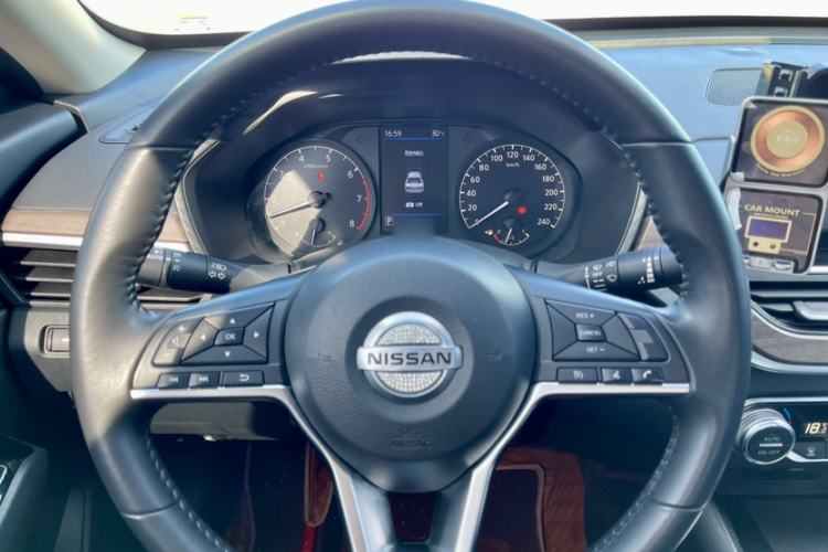 Used Nissan Teana 2021 2.0L XL Comfort Edition Interior 1