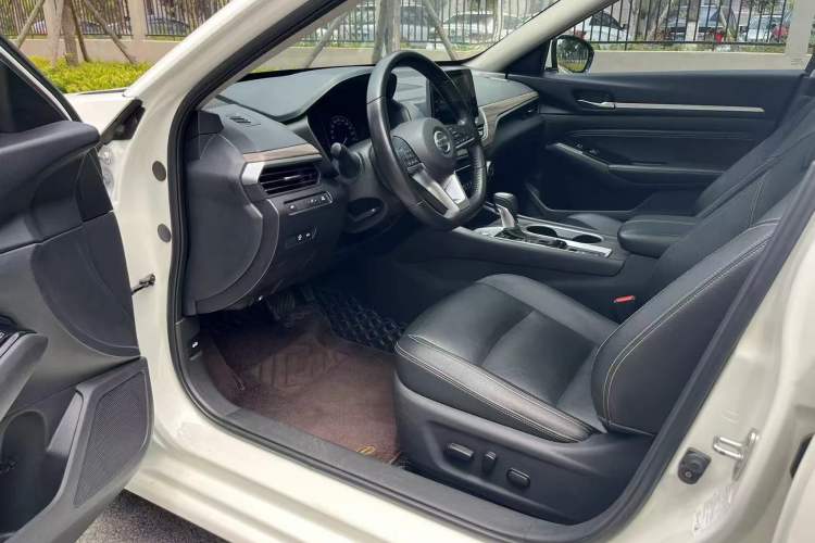 Used Nissan Teana 2021 2.0L XL Comfort Edition Interior 1