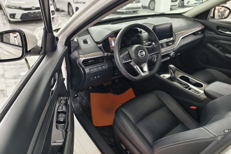 Used Nissan Teana 2021 2.0L XL Comfort Edition Interior 1