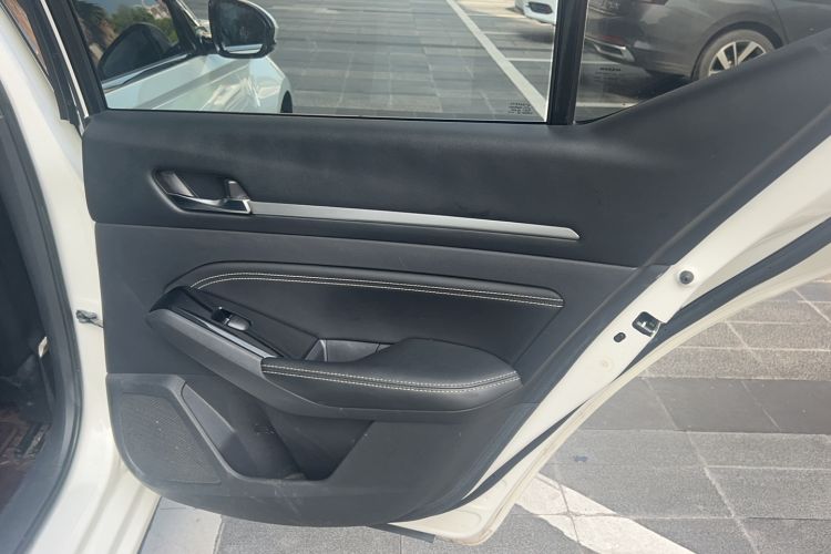 Used Nissan Teana 2021 2.0L XL Comfort Edition Interior 10