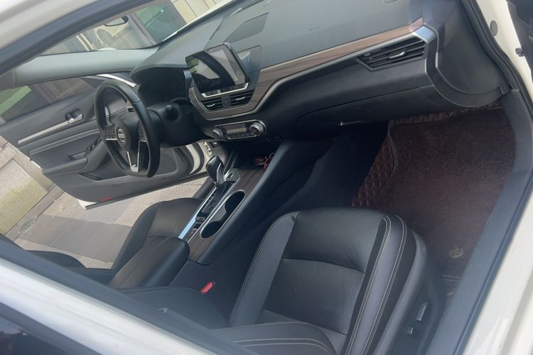 Used Nissan Teana 2021 2.0L XL Comfort Edition Interior 11