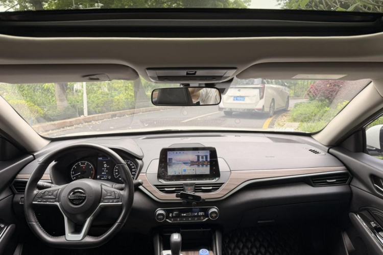 Used Nissan Teana 2021 2.0L XL Comfort Edition Interior 12