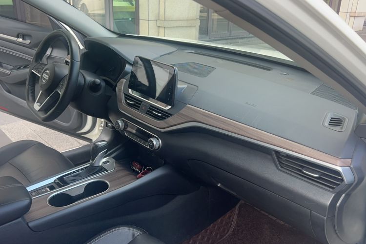 Used Nissan Teana 2021 2.0L XL Comfort Edition Interior 13