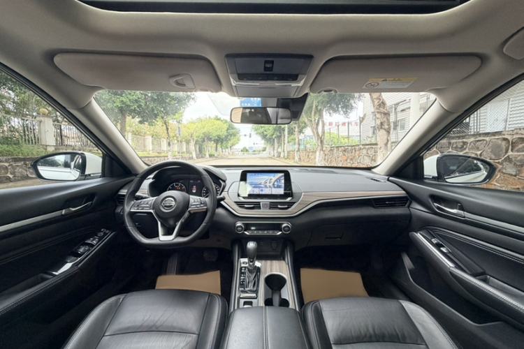 Used Nissan Teana 2021 2.0L XL Comfort Edition Interior 2