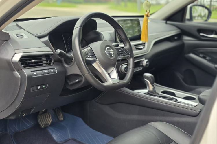 Used Nissan Teana 2021 2.0T XL Smart Upgrade Edition Interior 2
