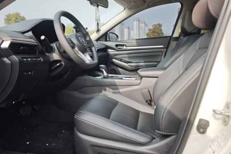 Used Nissan Teana 2021 2.0L XL Comfort Edition Interior 2