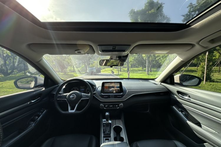 Used Nissan Teana 2021 2.0L XL Comfort Edition Interior 2