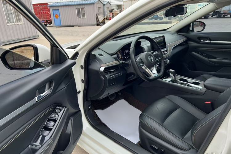 Used Nissan Teana 2021 2.0L XL Comfort Edition Interior 3