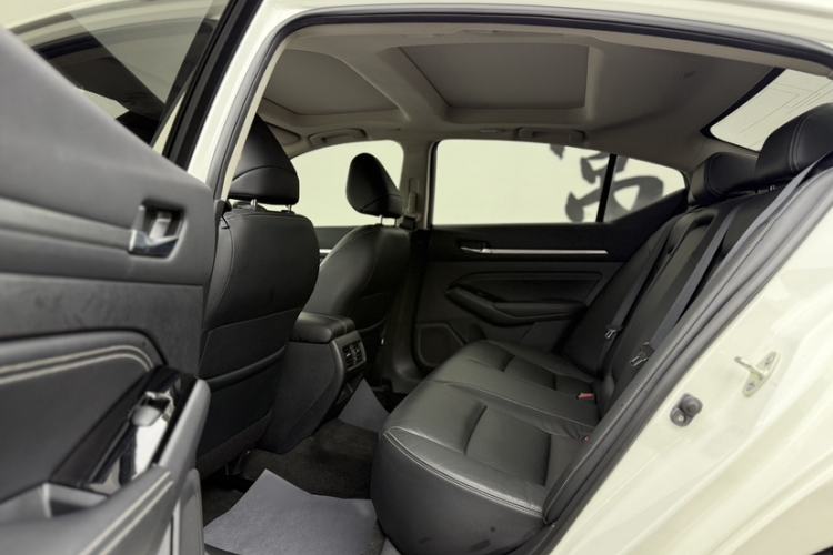 Used Nissan Teana 2021 2.0T XL Smart Upgrade Edition Interior 3