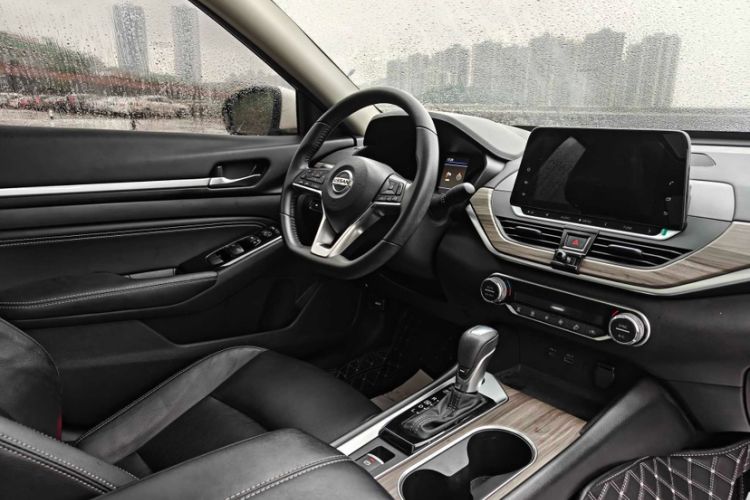 Used Nissan Teana 2021 2.0L XL Comfort Edition Interior 3