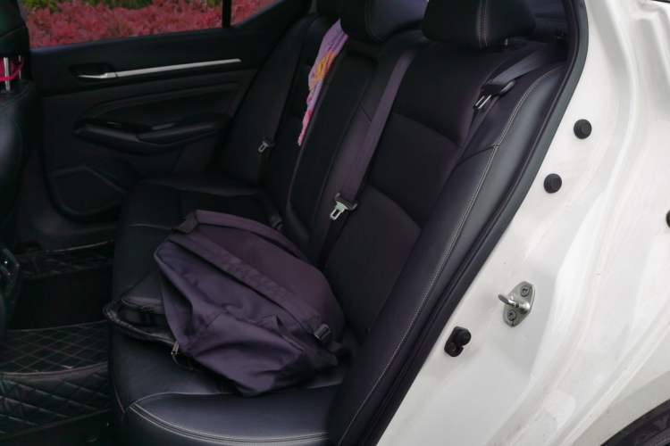 Used Nissan Teana 2021 2.0L XL Comfort Edition Interior 4
