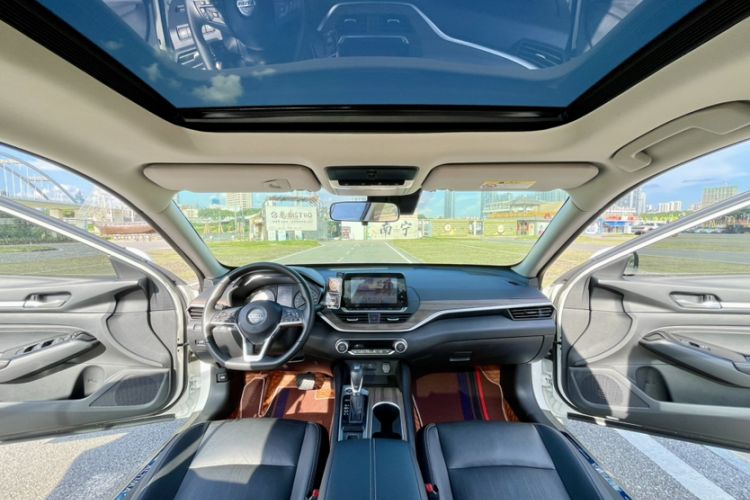 Used Nissan Teana 2021 2.0L XL Comfort Edition Interior 4