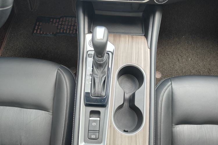 Used Nissan Teana 2021 2.0L XL Upper AD1 Smart Drive & Navigation Edition Interior 4