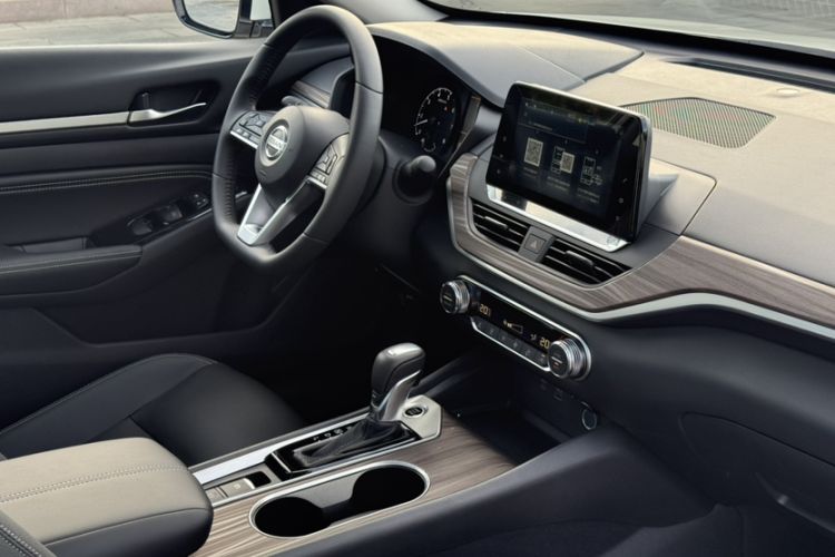 Used Nissan Teana 2021 2.0L XL Comfort Edition Interior 5