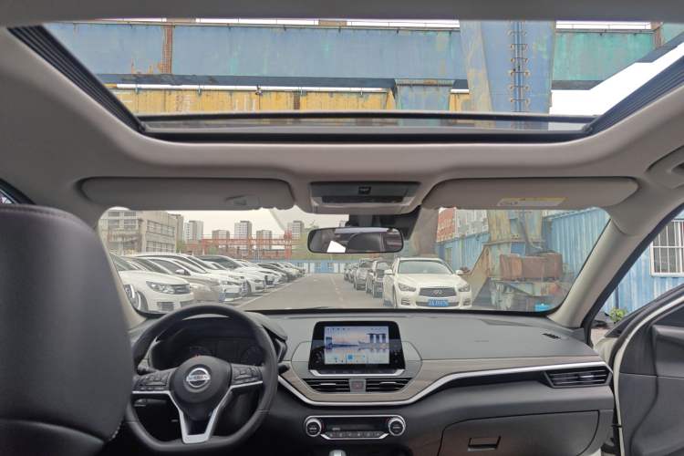 Used Nissan Teana 2021 2.0L XL Comfort Edition Interior 5