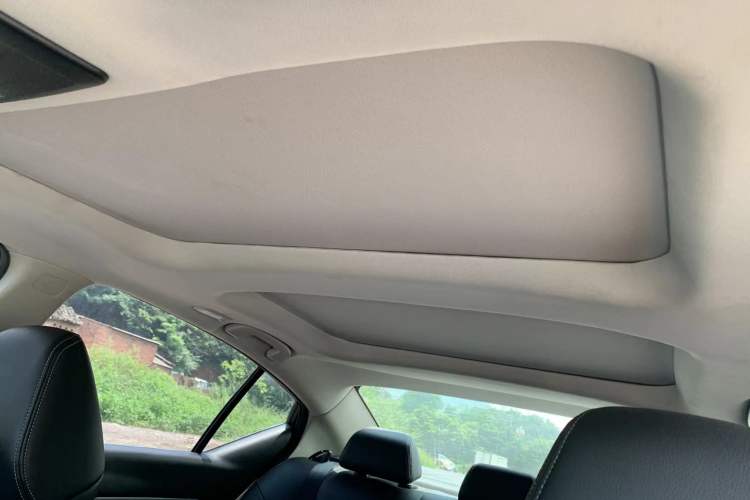 Used Nissan Teana 2021 2.0L XL Comfort Edition Interior 6