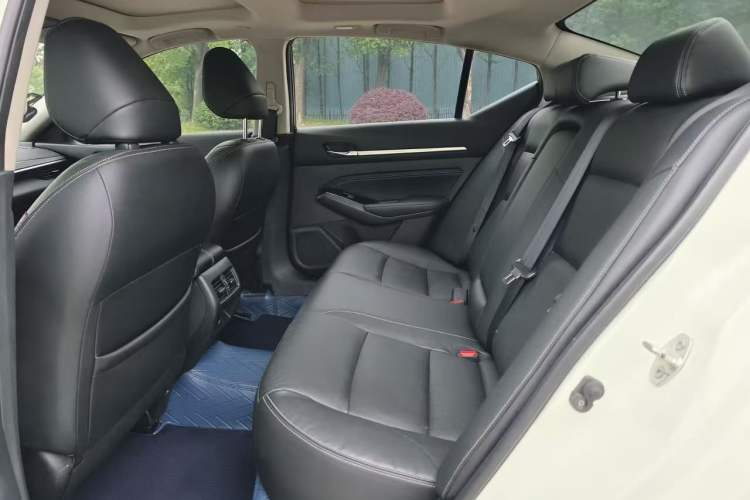 Used Nissan Teana 2021 2.0T XL Smart Upgrade Edition Interior 6