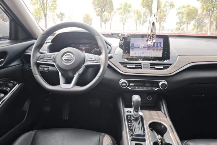 Used Nissan Teana 2021 2.0L XL Comfort Edition Interior 6