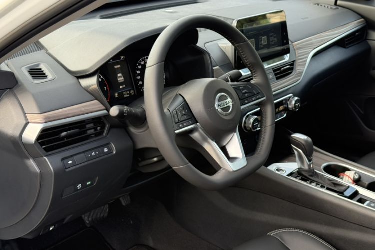 Used Nissan Teana 2021 2.0L XL Comfort Edition Interior 8