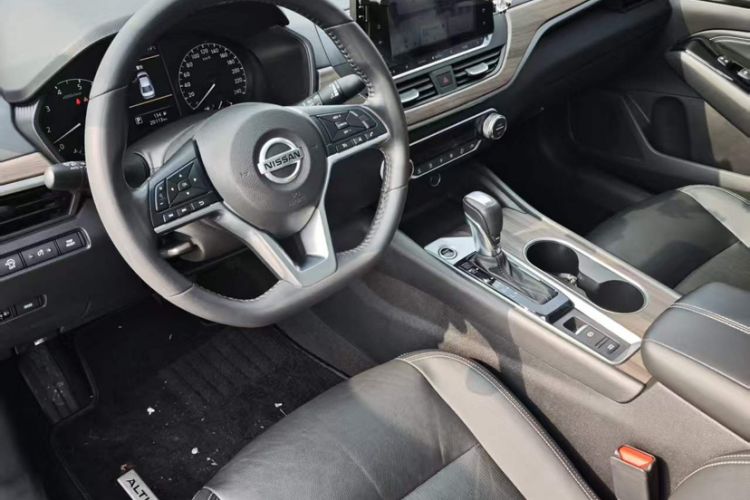 Used Nissan Teana 2021 2.0L XL Comfort Edition Interior 9