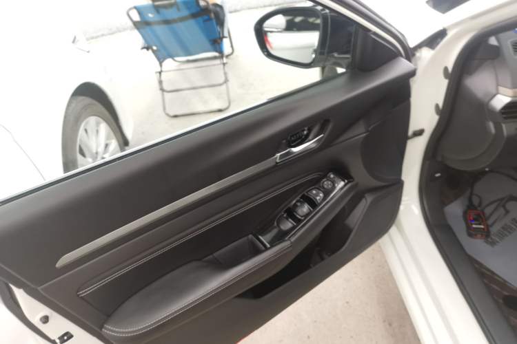 Used Nissan Teana 2021 2.0L XL Comfort Edition Left Front Door Interior