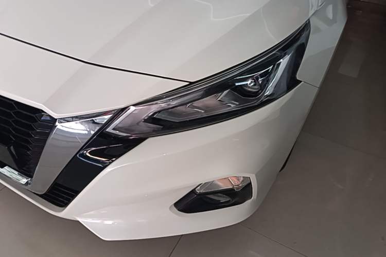 Used Nissan Teana 2021 2.0L XL Comfort Edition Left Front Headlight