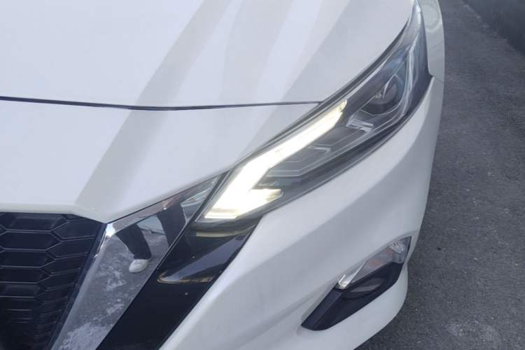 Used Nissan Teana 2021 2.0L XL Comfort Edition Left Front Headlight