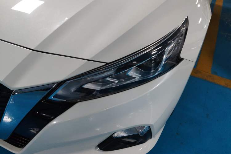 Used Nissan Teana 2021 2.0L XL Comfort Edition Left Front Headlight