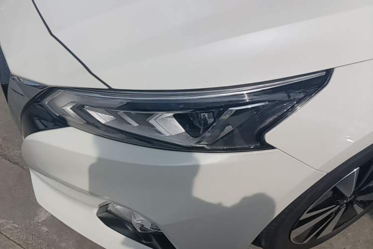 Used Nissan Teana 2021 2.0L XL Comfort Edition Left Front Headlight