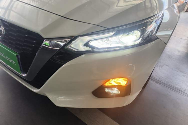Used Nissan Teana 2021 2.0L XL Comfort Edition Left Front Headlight