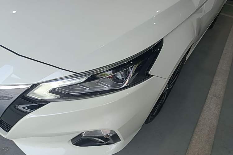 Used Nissan Teana 2021 2.0L XL Comfort Edition Left Front Headlight