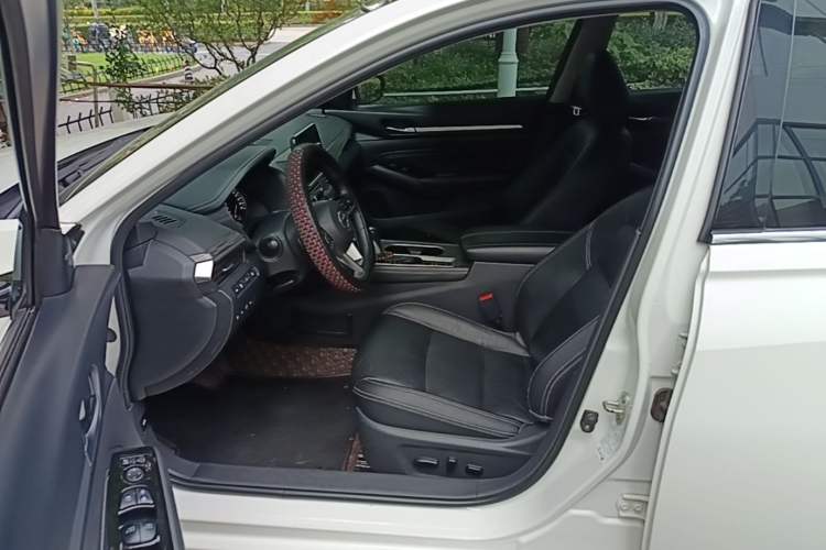 Used Nissan Teana 2021 2.0T XL Upper AD1 Smart Navigation Edition Left Front Seat