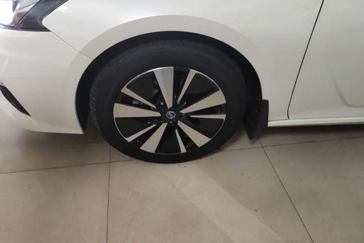 Used Nissan Teana 2021 2.0L XL Comfort Edition Left Front Wheel Hub