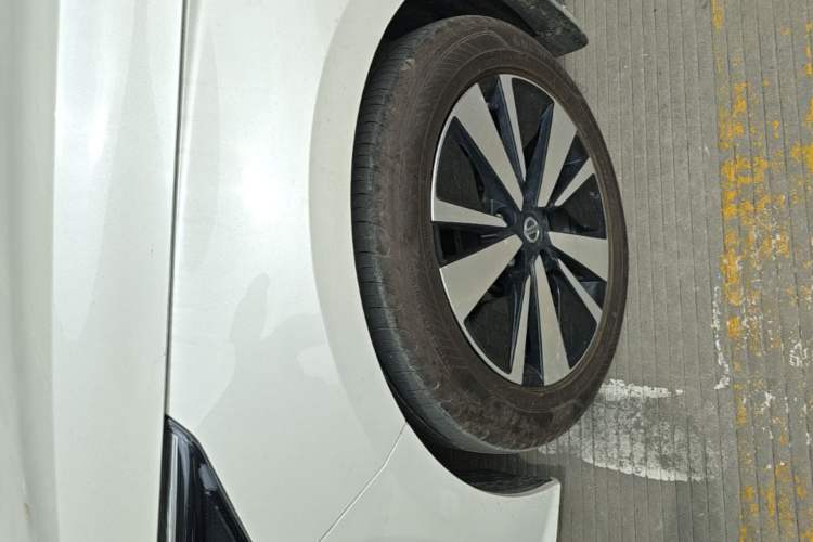 Used Nissan Teana 2021 2.0L XL Comfort Edition Left Front Wheel Hub