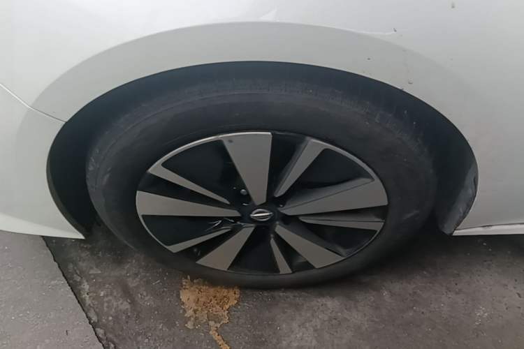 Used Nissan Teana 2021 2.0L XL Comfort Edition Left Front Wheel Hub