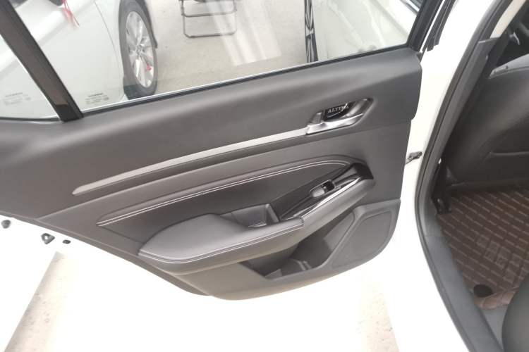 Used Nissan Teana 2021 2.0L XL Comfort Edition Left Rear Door Interior
