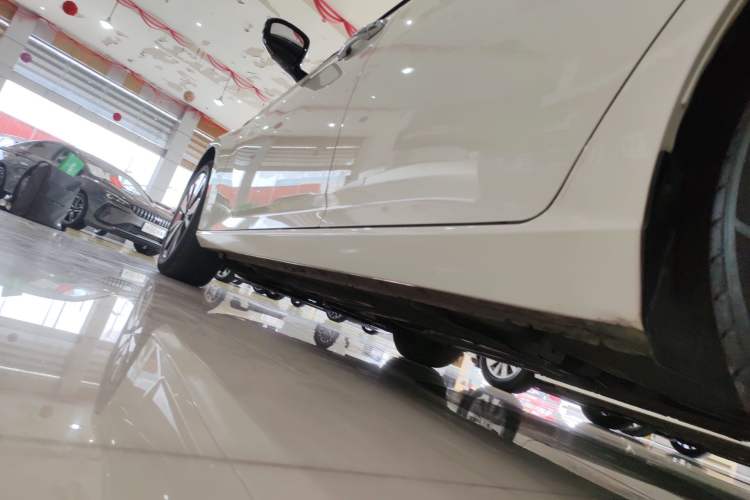 Used Nissan Teana 2021 2.0L XL Comfort Edition Left Side Sill