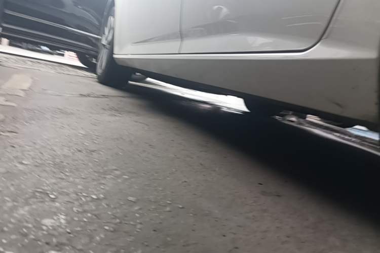 Used Nissan Teana 2021 2.0L XL Comfort Edition Left Side Sill