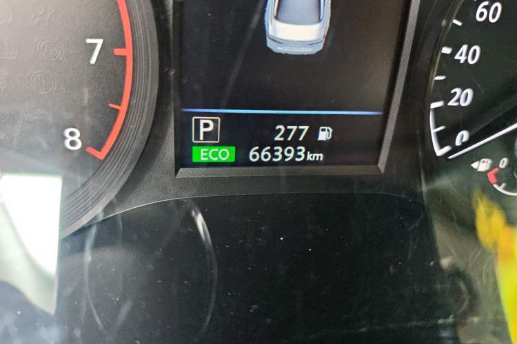 Used Nissan Teana 2021 2.0L XL Comfort Edition Odometer Close Up