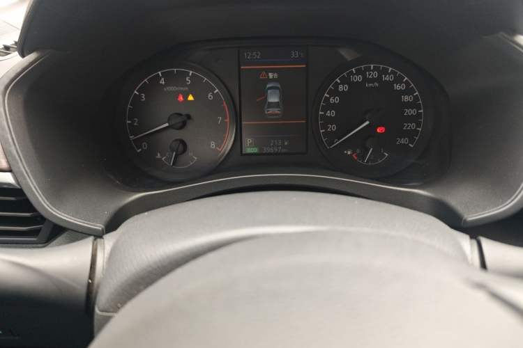Used Nissan Teana 2021 2.0L XL Comfort Edition Odometer Close Up