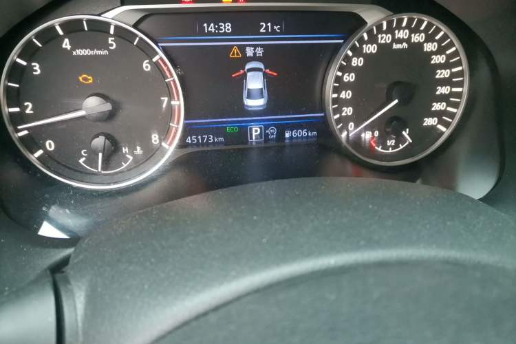 Used Nissan Teana 2021 2.0T XL Upper AD1 Smart Navigation Edition Odometer Close Up