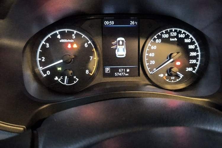 Used Nissan Teana 2021 2.0L XL Comfort Edition Odometer Close Up