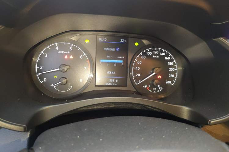 Used Nissan Teana 2021 2.0L XL Comfort Edition Odometer Close Up