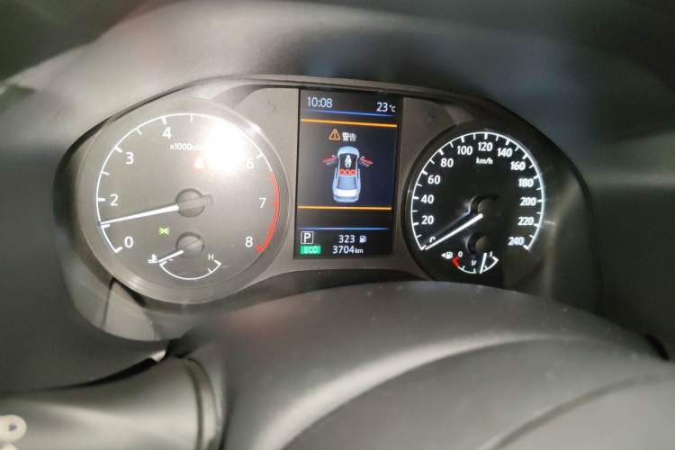 Used Nissan Teana 2021 2.0L XL Comfort Edition Odometer Close Up